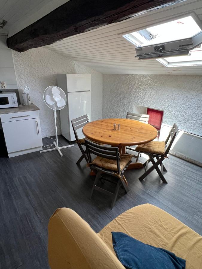 Appartement Au Coeur De Carcassonne Exteriör bild